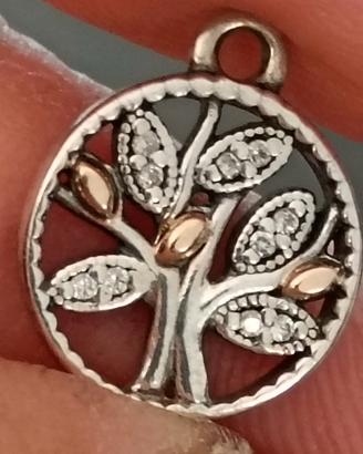 ciondolo Pandora,albero della famiglia