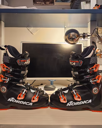 Scarponi Nordica Speedmachine 100
