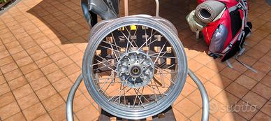 Cerchi tubeless per Moto Guzzi California