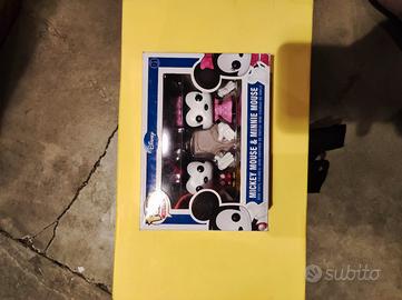 Funko pop Mickey e Minnie 