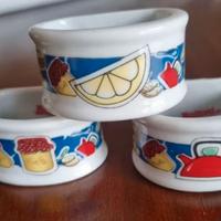 Lega tovaglioli (n.3) in ceramica Buitoni anni 90
