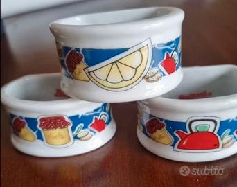 Lega tovaglioli (n.3) in ceramica Buitoni anni 90