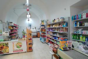 Attivita minimarket/ frutteria