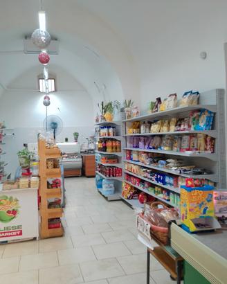 Attivita minimarket/ frutteria