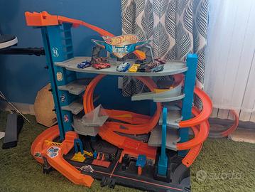 Hot Wheels Ultimate Garage