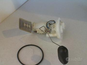 POMPA CARBURANTE SUZUKI SIXTEEN 125/150 USATA 1510