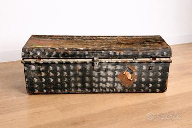 Baule in metallo vintage