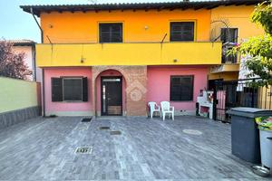 CASA SEMINDIPENDENTE A VIGEVANO