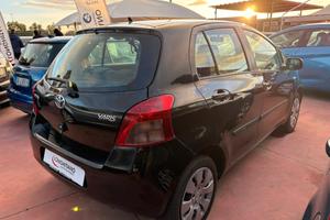 Toyota Yaris 1.0 3 porte