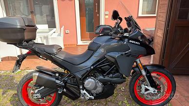 Ducati Multistrada v2s