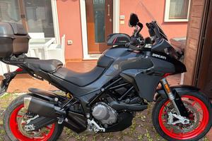Ducati Multistrada v2s