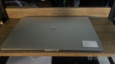 MacBook Pro 16 pollici