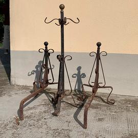 Set alari da camino d’epoca in ferro battuto 3 pz