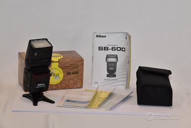 FLASH NIKON SB-600