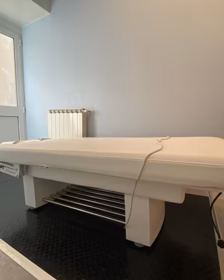 Lettino motorizzato per massaggi modello Viola
