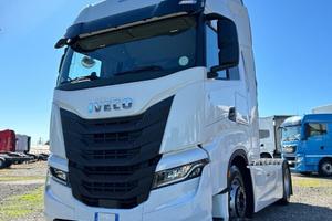IVECO STRALIS S-WAY FULL-OPTIONAL 400 000KM-2021