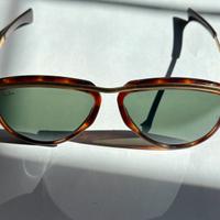 Ray-Ban, lenti Bausch & Lomb originali.
