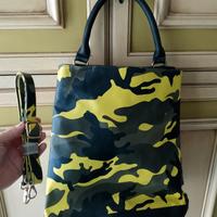 borsa a secchiello mimetica 