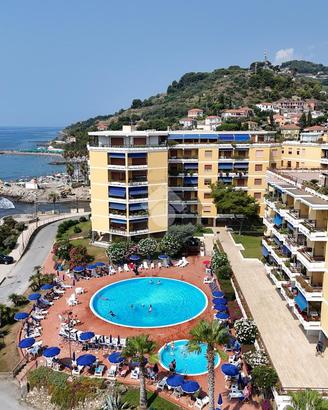 MONOLOCALE A SAN LORENZO AL MARE