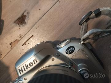 Macchina fotografica analogica