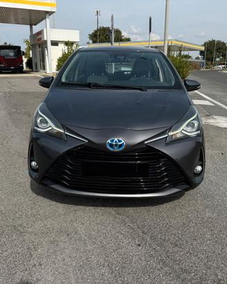 Toyota Yaris 1.5 Hybrid 5 porte Active