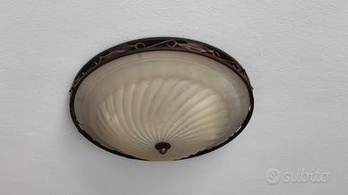 Plafoniera vintage  classica in vetro satinato 
