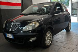 Lancia y