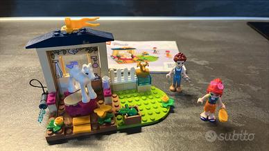 Lego Friends 41696 Stalla di tolettatura dei pony