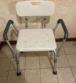 Sedia da doccia con schienale