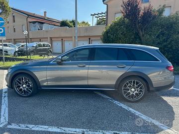 MERCEDES Classe E (W/S213) - 2017