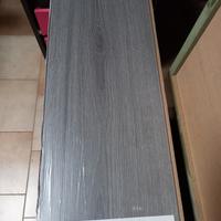 parquet in laminato rovere tinto grigio