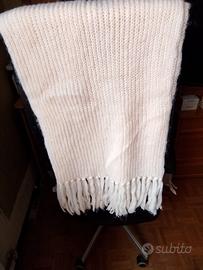 Grande sciarpa lavorata a mano