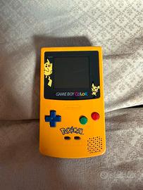 Game Boy Color Pikachu Edition + Pokémon Argento