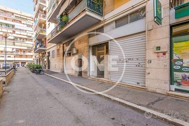 Attività / Licenza di 61 m² a Roma