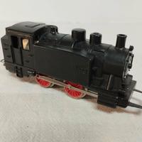 Locomotiva x trenino scala HO marca Jouef Francia