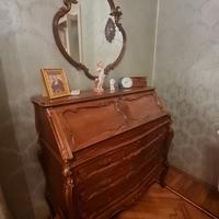Piccola scrivania  con ribalta 