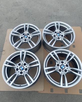 Cerchioni originali BMW  Msport Serie 4 R18”