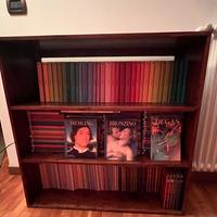 Mobile scaffale in legno