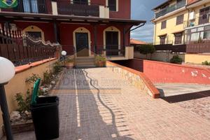 Villa con box auto Via Grotto dell'Olmo