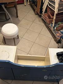 Base lavandono da appoggio per bagno