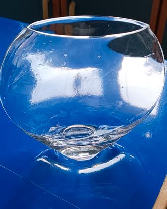 Vaso decorativo in vetro trasparente 