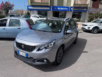 Peugeot 2008 1.2 active