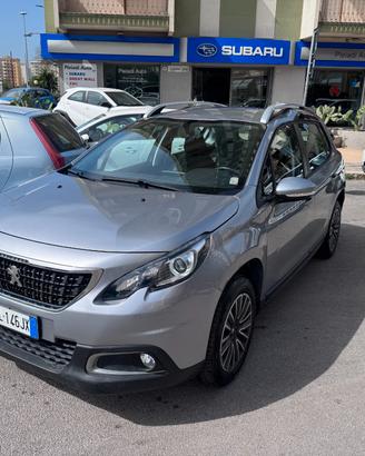 Peugeot 2008 1.2 active