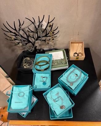 Anelli e bracciali