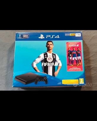 PlayStation 4 + 3 joystick 