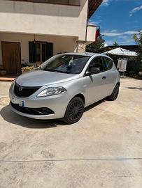 Lancia Ypsilon 1.0 