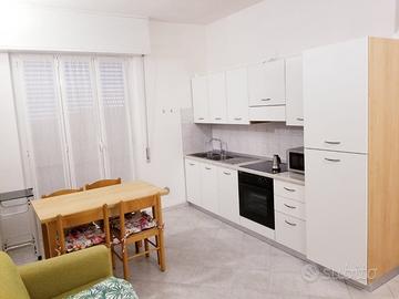 Bilocale vicinissimo al mare. Libero dal 1° Luglio