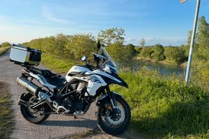Benelli Trk 502 x