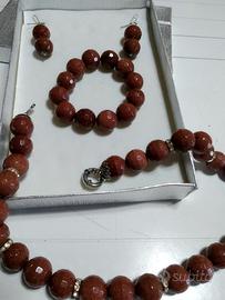 Parure di pietre dure