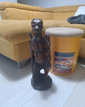 Antica statua etnica in ebano 